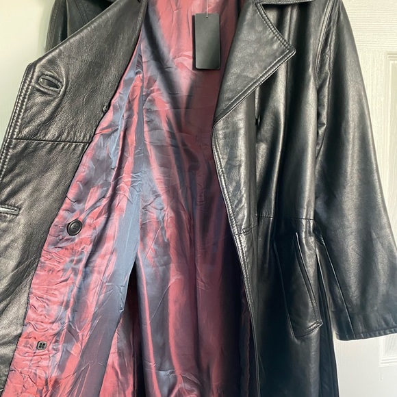 The Olde Hide House. leather Coat. Size L - Picture 3 of 6